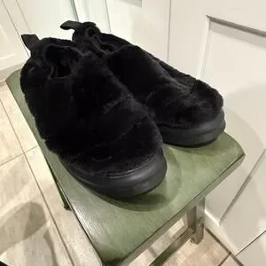 NEW KARL LAGERFELD FUR LINED SLIP ON SNEAKERS SZ 11 MENS! - 9196 NEW KARL LAGERFELD FUR LINED SLIP ON SNEAKERS | Mercari main image 4
